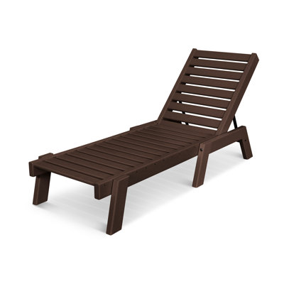 Captain Chaise by POLYWOOD